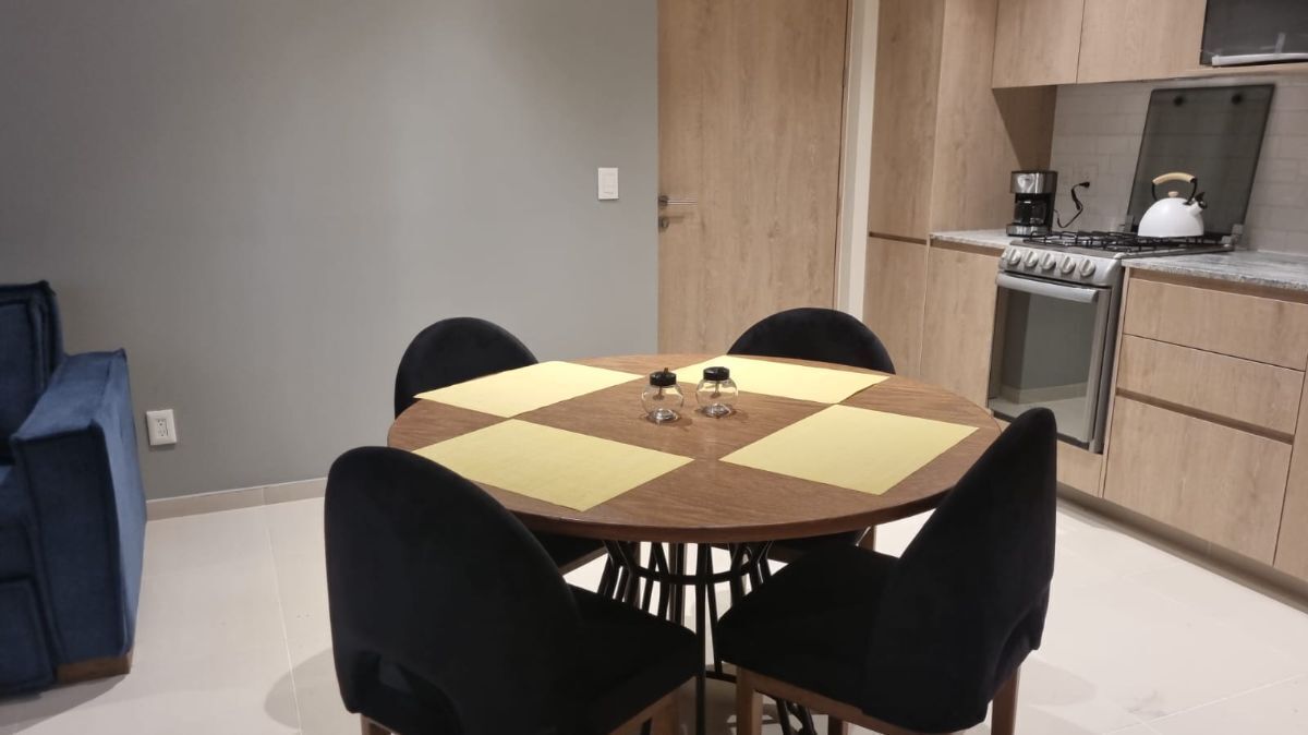 Comedor redondo para 4