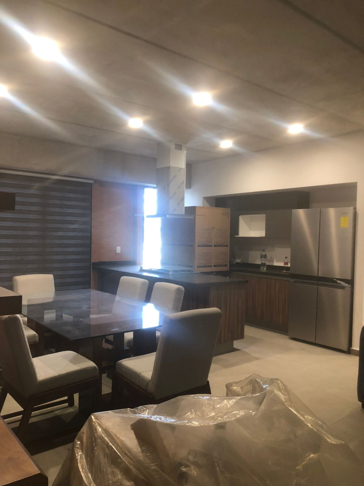 Comedor con vista a cocina